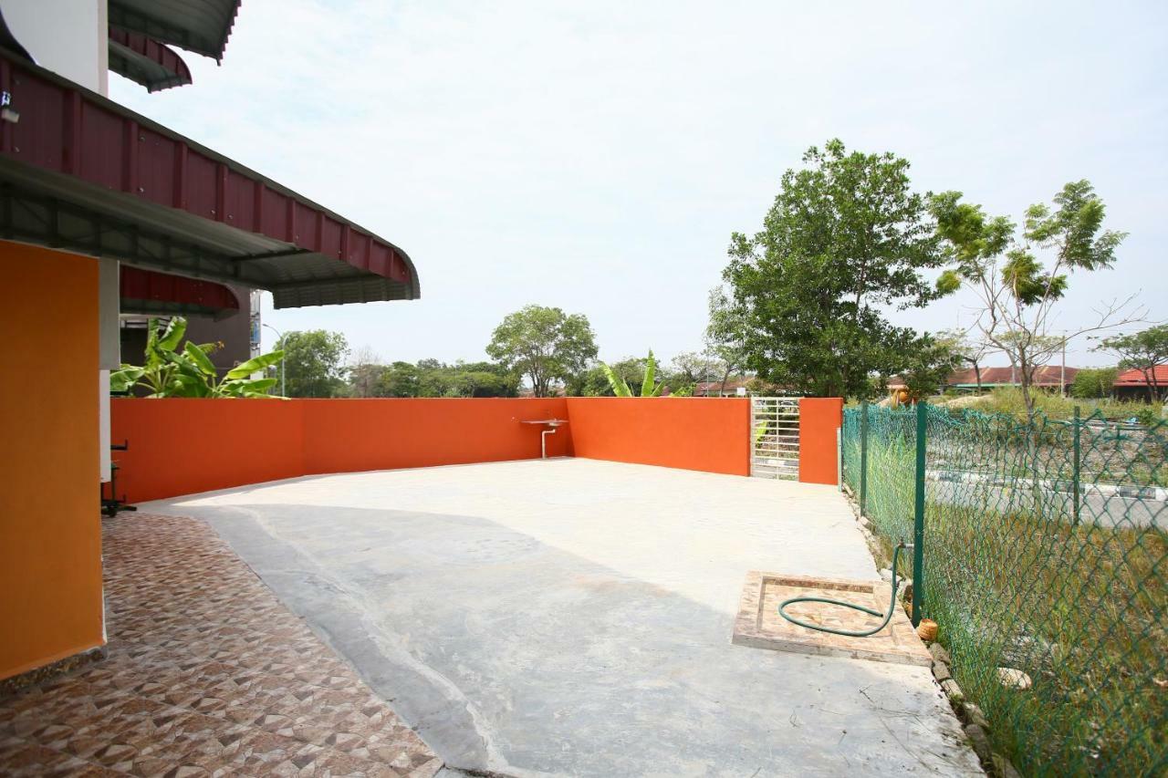 Homestay Honey Sungai Petani Buitenkant foto